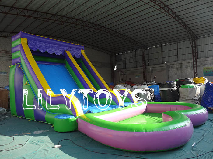 Heart pool slide