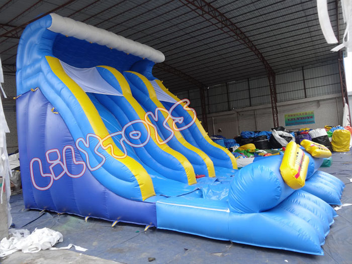 3 lanes wave slide