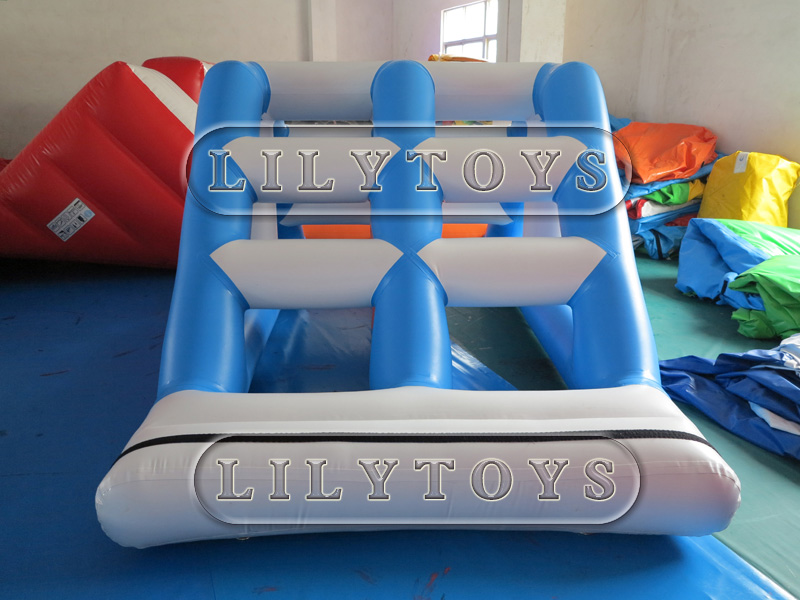 WATER TOYS - 124