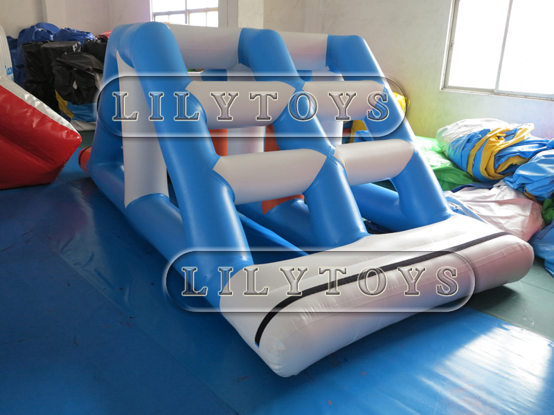 WATER TOYS - 124