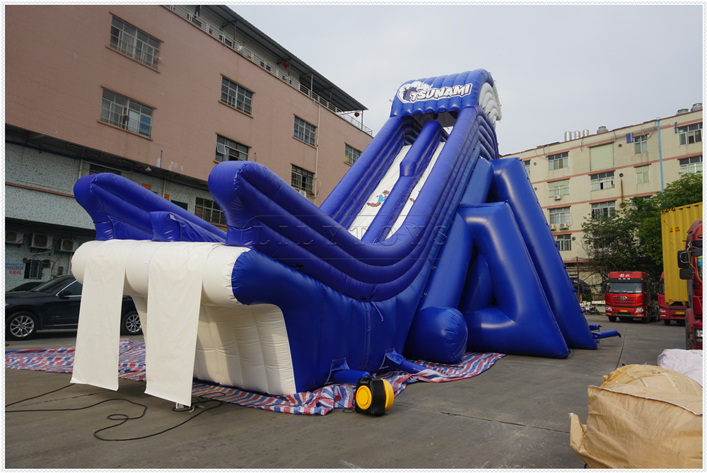 inflatable giant slide-02