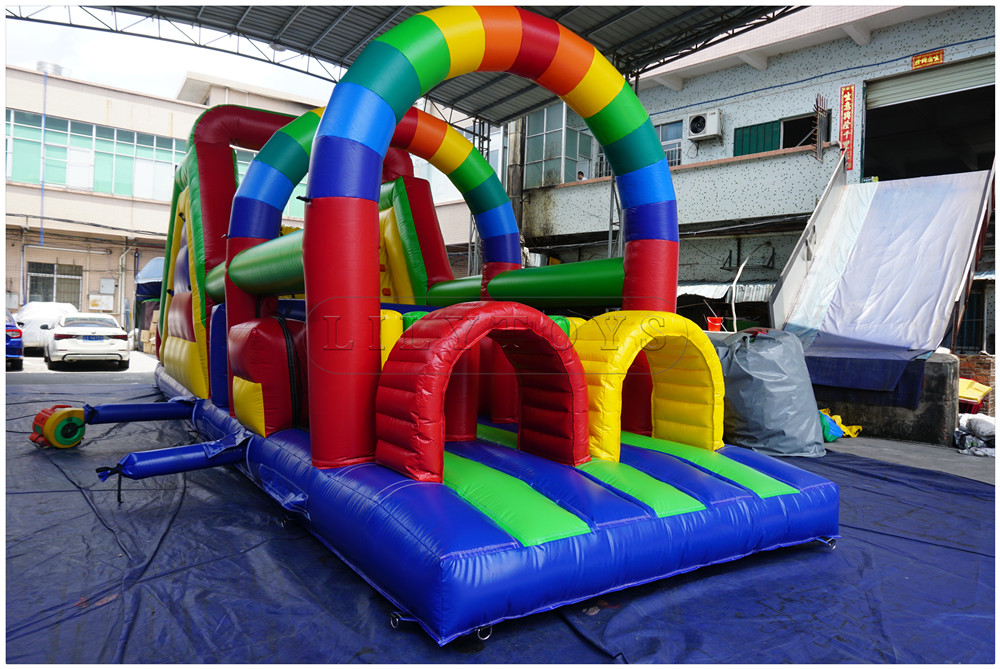 inflatable obstacle courses-10