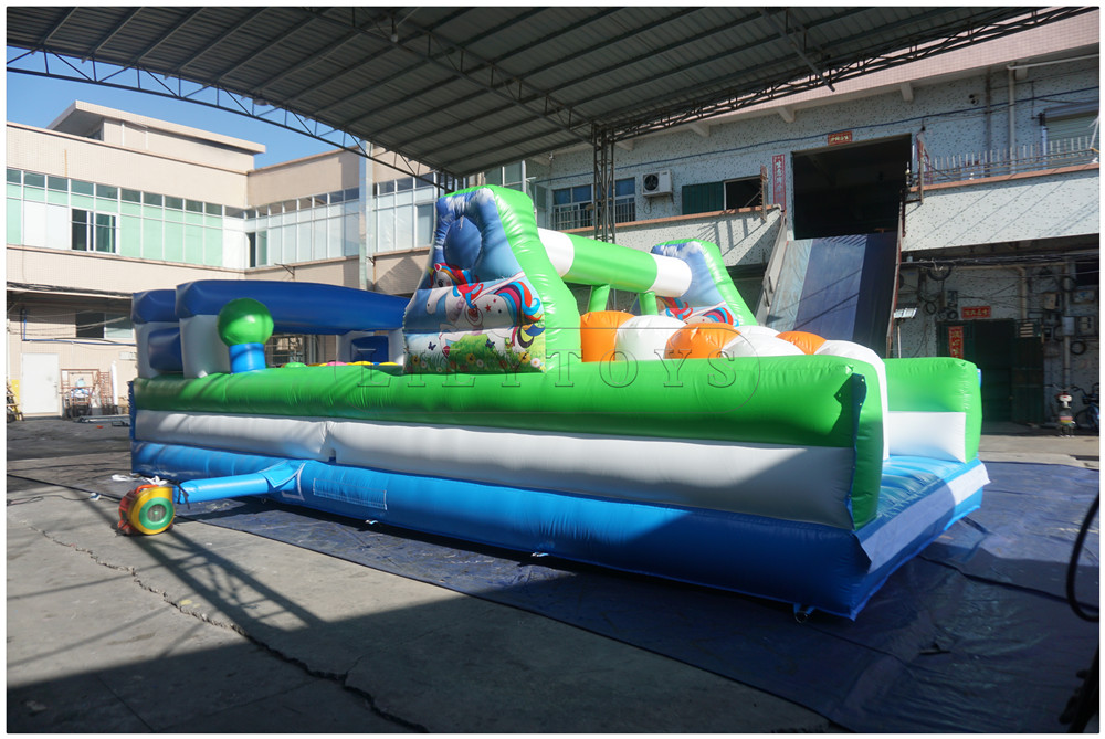 inflatable obstacle courses-39