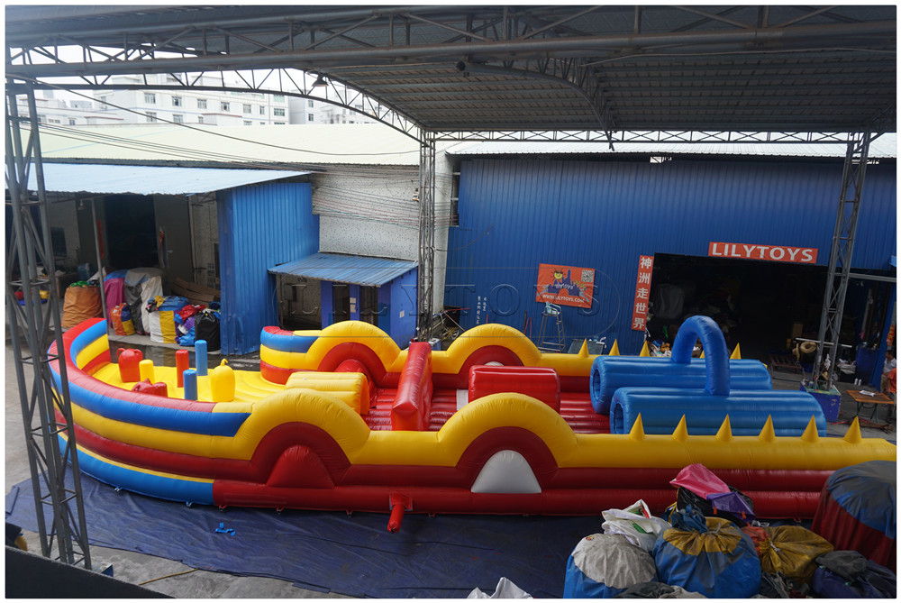 inflatable obstacle courses-24