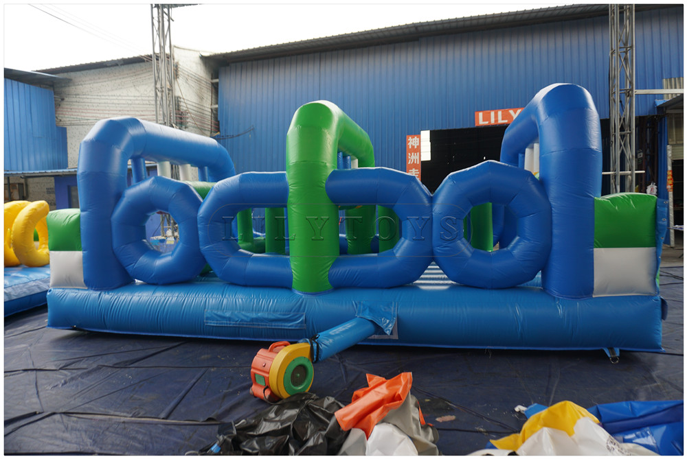 inflatable obstacle courses-42