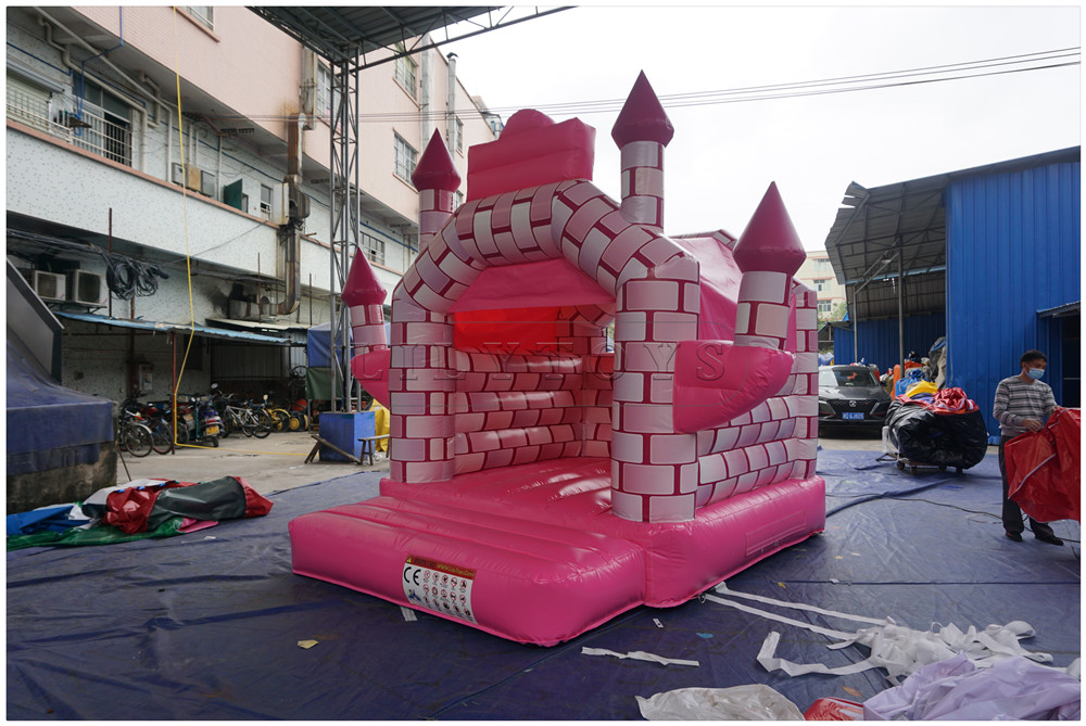 bouncer-2