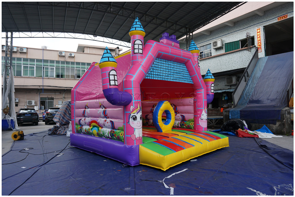 bouncer-1