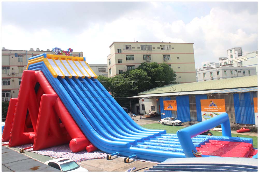 HIPPO WATER SLIDE-2023-02