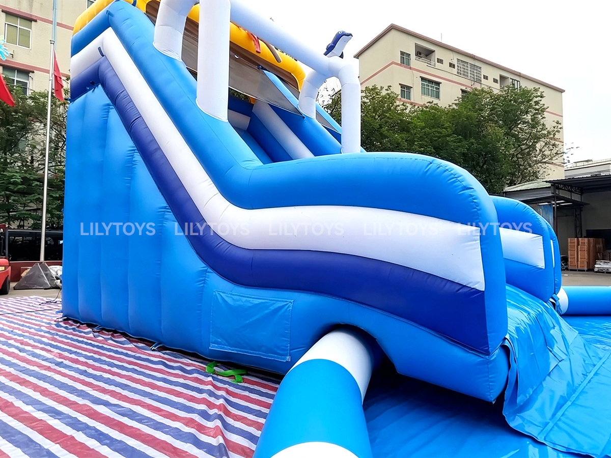 Mobile Inflatable Water Park